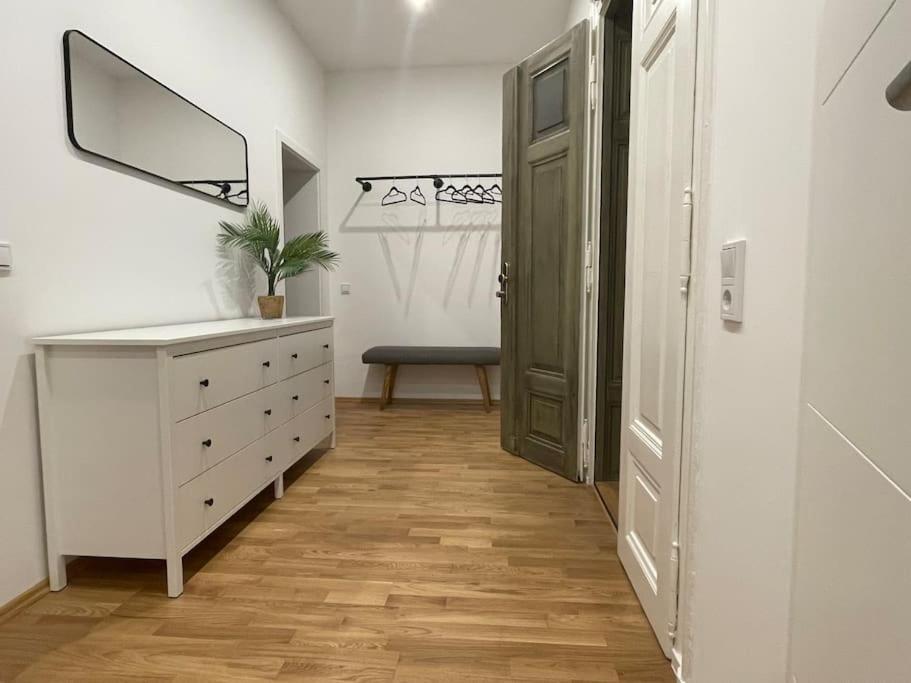 #attraktive Altbauwohnung Im Leipziger Zentrum 1 Og Links Apartment Leipzig